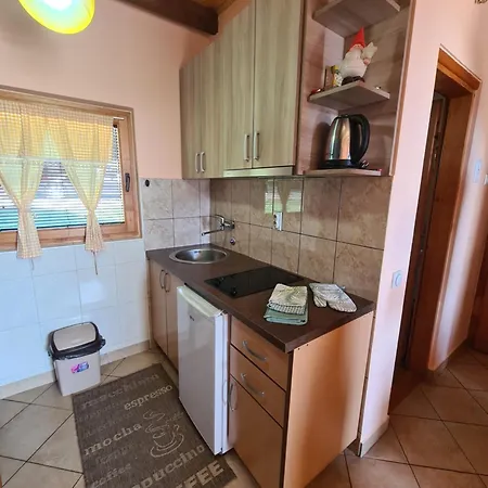 Vikendica Nina Mitrovac