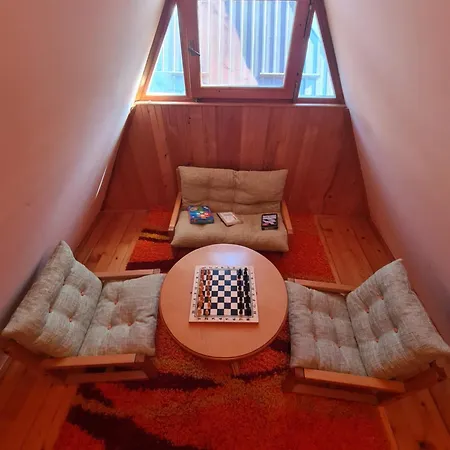 Vikendica Nina Case de vacanță *