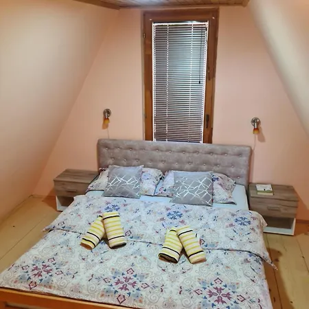 Vikendica Nina Mitrovac